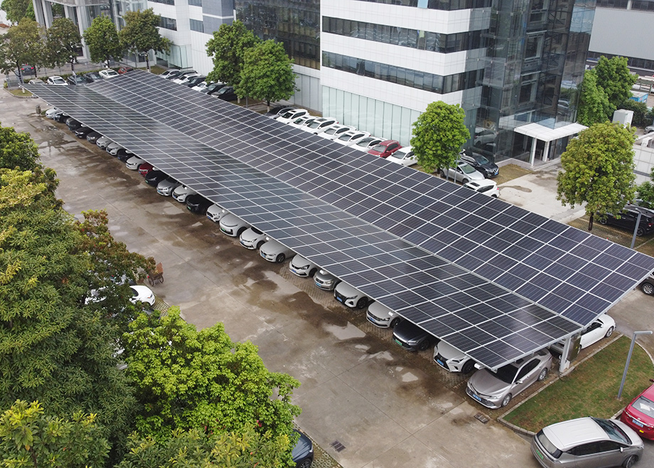防水防曬還能充電！這個(gè)“光伏+車(chē)棚”絕了！